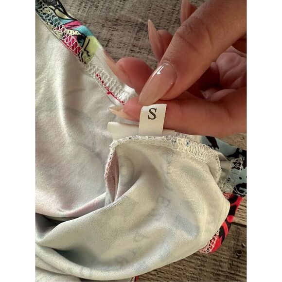 SHEIN Graphic Comic Strip Book Newspaper Pop Art Cropped Tank Top | S - Picture 6 of 6